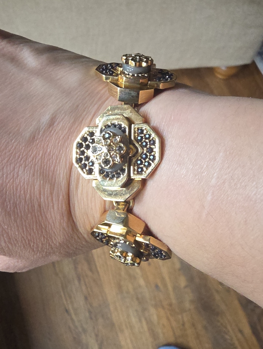 Vintage Ann Taylor chunky gold-tone bracelet